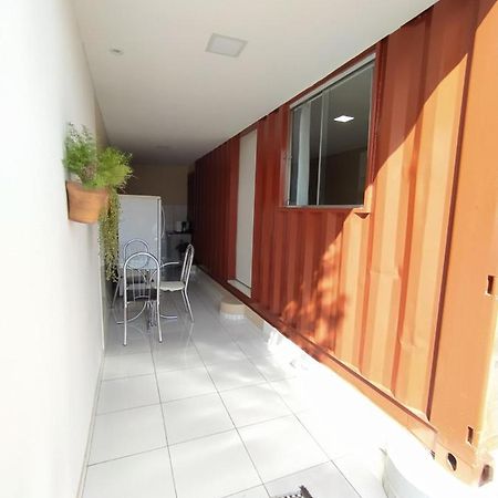 Container Lb Com Garagem Para Carros De Ate 4,5M Boa Vista  Dış mekan fotoğraf