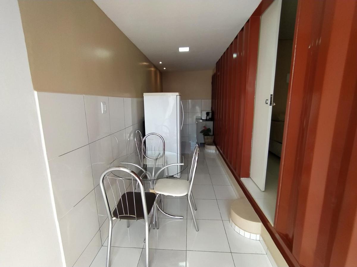 Container Lb Com Garagem Para Carros De Ate 4,5M Boa Vista  Dış mekan fotoğraf